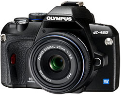 Olympus E-420 DSLR with 25mm f/2.8 pancake lens